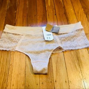 NWT Chantelle Nude Lace Hipster Panty - M